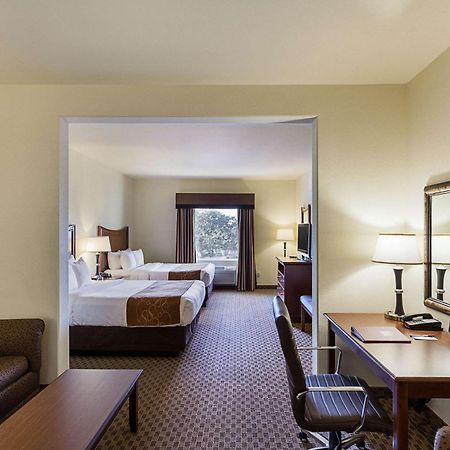 คอมฟอร์ต สวีท ซานแอนโทนิโอ นอร์ท - สโตน โอ๊ค Hotel ซานอันโตนิโอ ภายนอก รูปภาพ